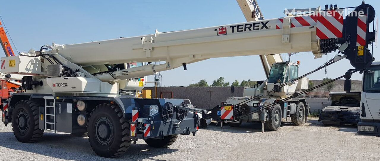 Terex RT1045L autoceltnis