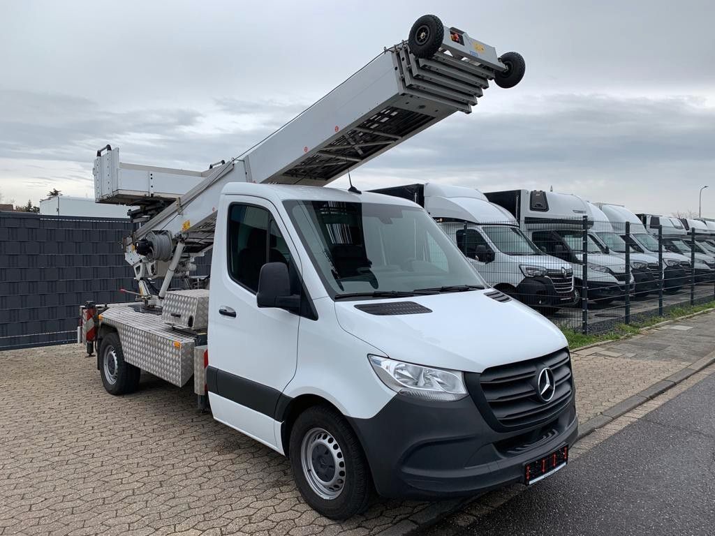 Mercedes-Benz Sprinter 316 CDI Bútorlift 27m autotornis