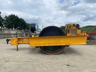 VIBROMAX W501 ceļa veltnis