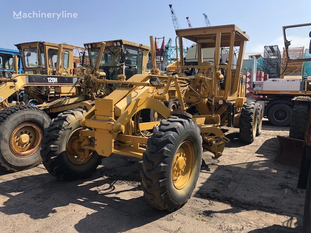 Caterpillar 120H greiders