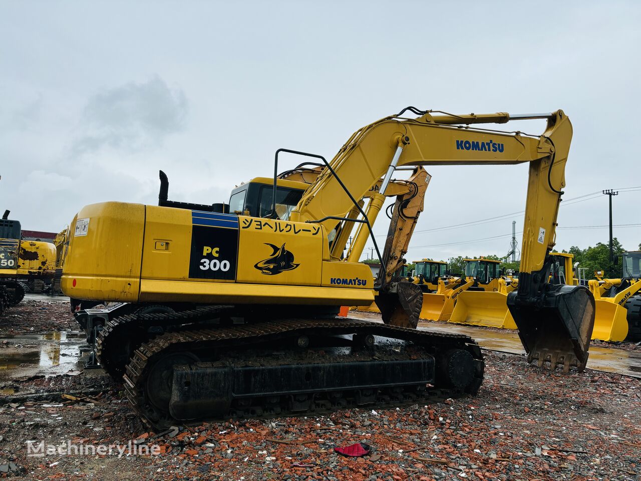 Komatsu PC300 kāpurķēžu ekskavators